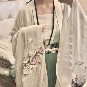 光屁股美女刘钰儿
